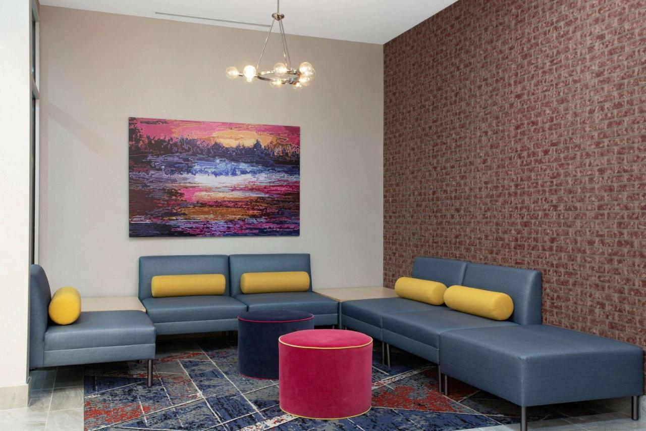La Quinta Inn & Suites By Wyndham Manassas, Va- Dulles Airport Экстерьер фото